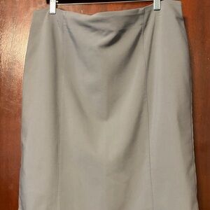Women’s Van Heusen Classic Gray Pencil Skirt